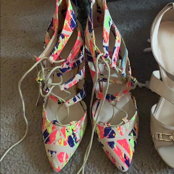 Heels - Picture 1 of 3